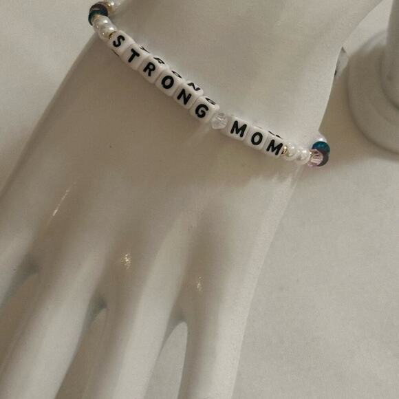 MARCH OF DIMES - Strong Mom bracelet. M of D leads the fight for mom’s & babies. - Picture 2 of 4